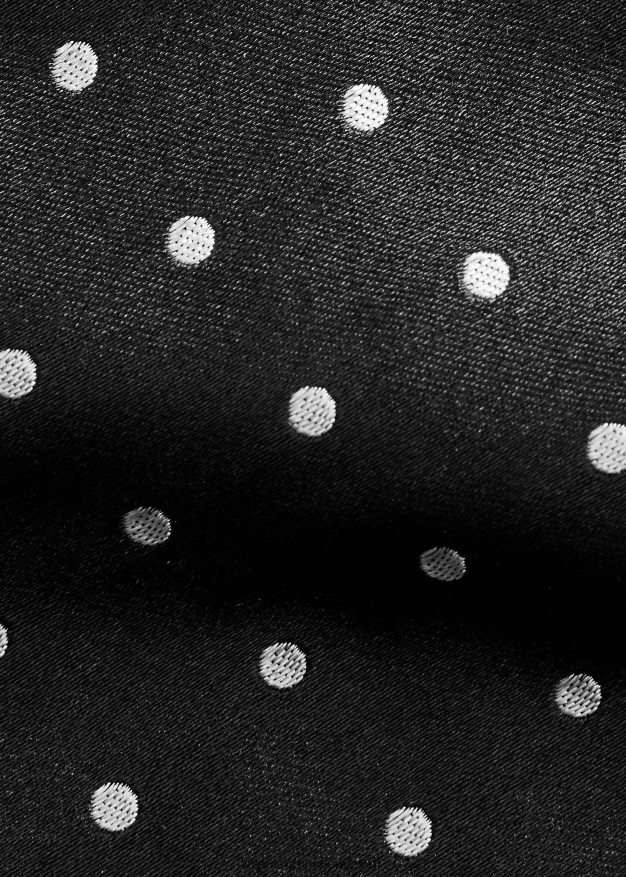 Ralph Lauren miehet pilkullinen silkkisatiinisolmio 0Z24ZR2684 musta