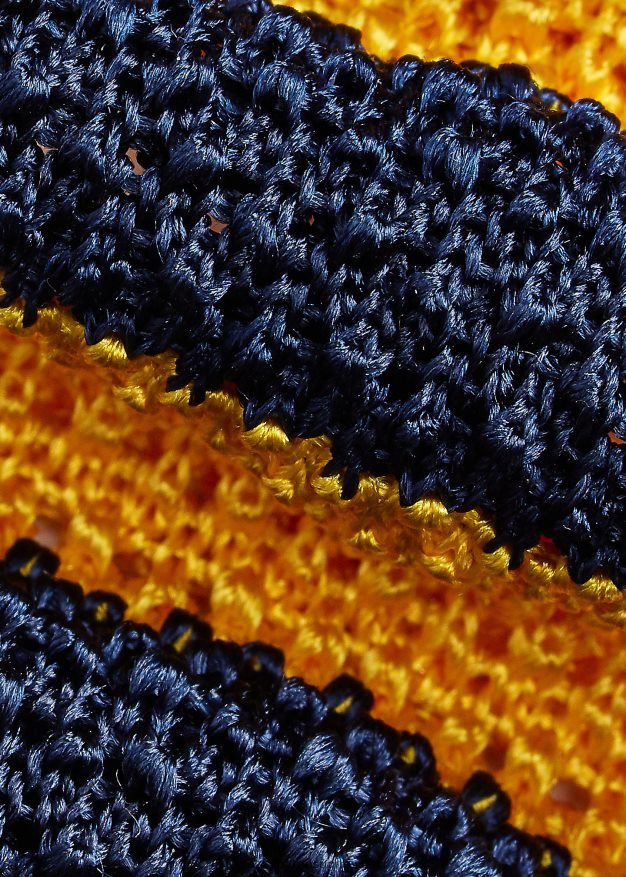 Ralph Lauren miehet raidallinen silkkisolmio 0Z24ZR2263 laivasto/kulta